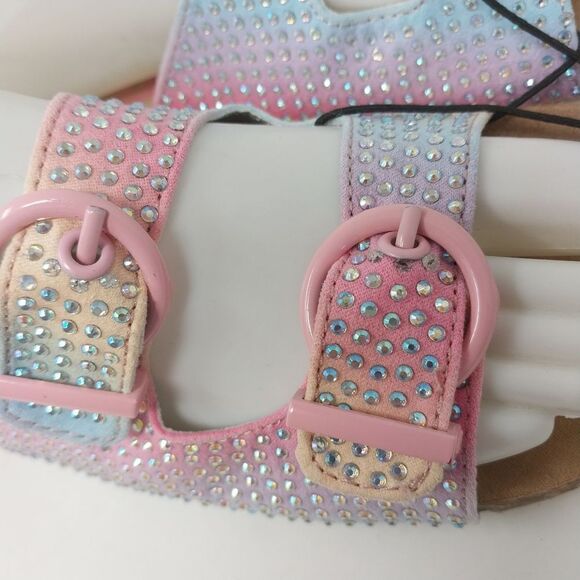 Justice Sandals. Young Girls. Size 4. - Picture 7 of 16